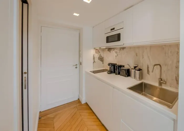 De Standing 3 - Tour Eiffel/invalides *