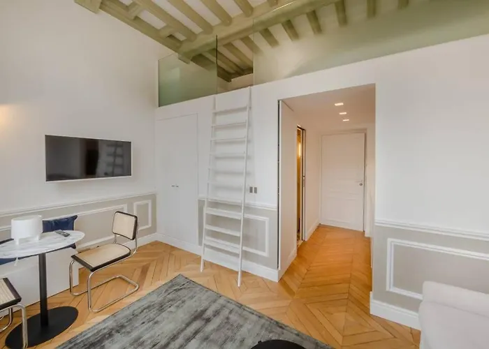 De Standing 3 - Tour Eiffel/invalides * Paris