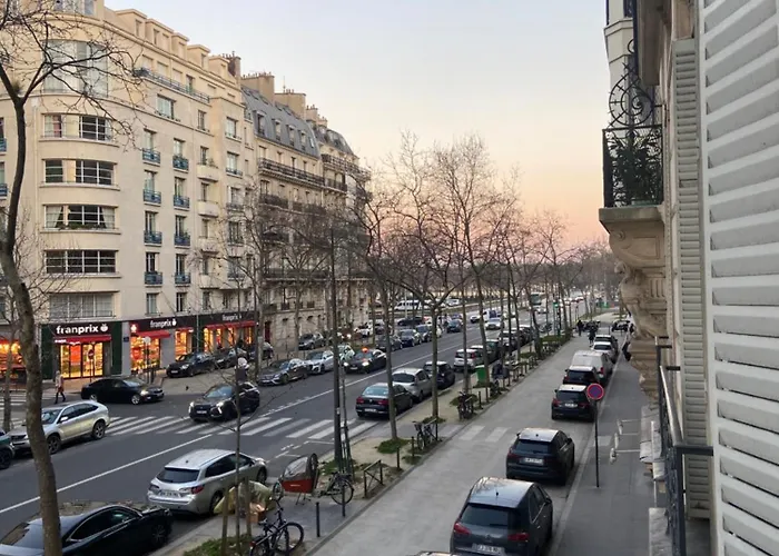De Standing 3 - Tour Eiffel/invalides